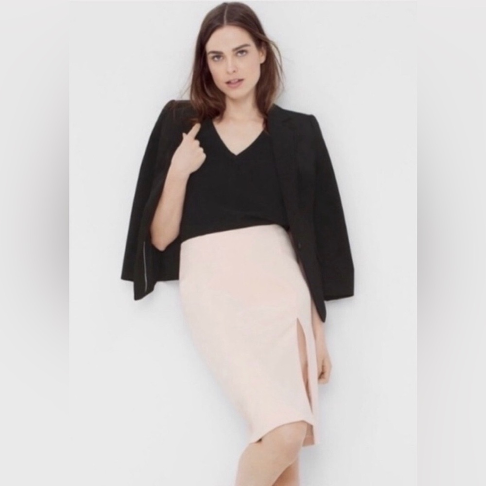 White House Black Market Pale Pink Pencil Skirt with Front Slit